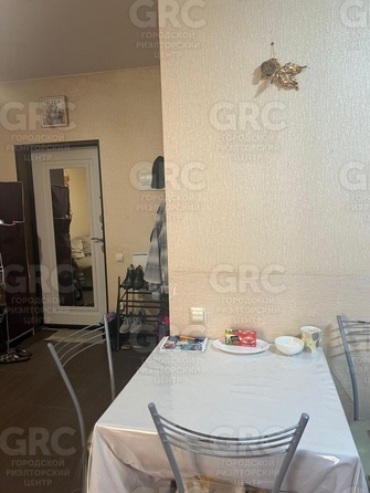 
  Продается 2-комн. квартира, 50 м², Клубничная ул, д. 1е
. Фото 4.