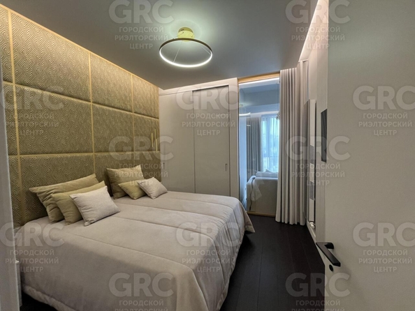 
  Продается 2-комн. квартира, 63 м², Парковая ул, д. 5
. Фото 8.