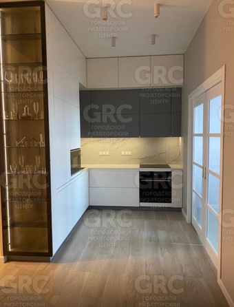 
  Продается 2-комн. квартира, 90 м², Первомайская ул, д. 21
. Фото 4.