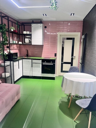 
  Продается 1-комн. квартира, 45 м², Омелькова ул, д. 93
. Фото 4.