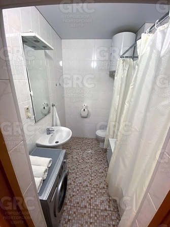 
  Продается 1-комн. квартира, 46.2 м², Глазунова ул, д. 8а
. Фото 9.