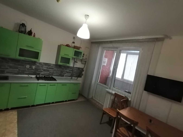 
  Продается 2-комн. квартира, 75 м², Владимирская ул, д. 134
. Фото 2.