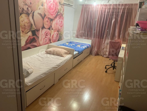 
  Продается 3-комн. квартира, 70 м², Чехова ул, д. 9
. Фото 6.