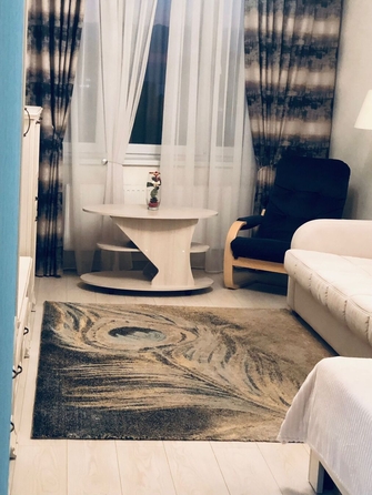 
  Продается 1-комн. квартира, 42 м², Лермонтова ул, д. 118
. Фото 2.