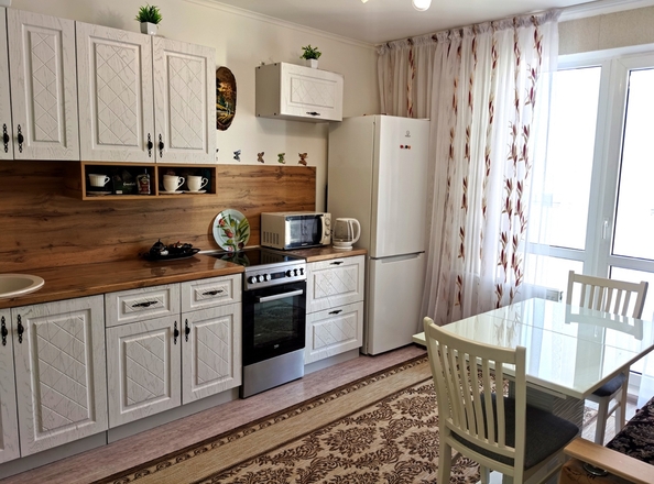 
  Продается 2-комн. квартира, 65 м², Адмирала Пустошкина ул, д. 22к7
. Фото 1.