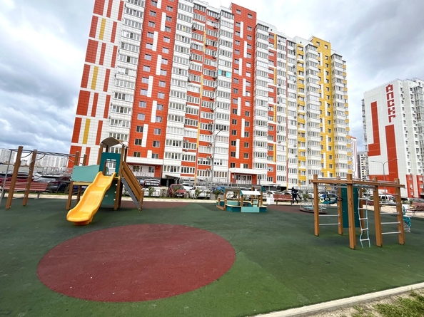 
  Продается 2-комн. квартира, 65 м², Адмирала Пустошкина ул, д. 22к7
. Фото 25.