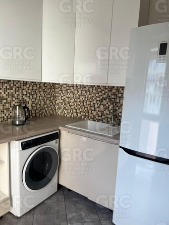 
  Продается 1-комн. квартира, 27.6 м², Клубничная ул, д. 58
. Фото 4.