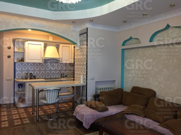 
  Продается 2-комн. квартира, 77 м², Виноградная ул, д. 114
. Фото 2.
