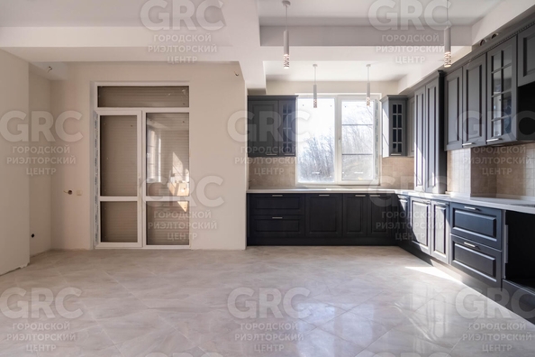 
  Продается 3-комн. квартира, 75 м², Известинская ул, д. 31/1
. Фото 5.
