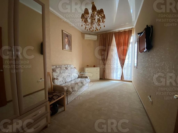 
  Продается 2-комн. квартира, 65 м², Первомайская ул, д. 11
. Фото 6.