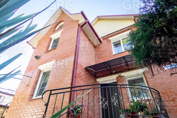 
  Продается дом, 300 м², Сочи
. Фото 1.