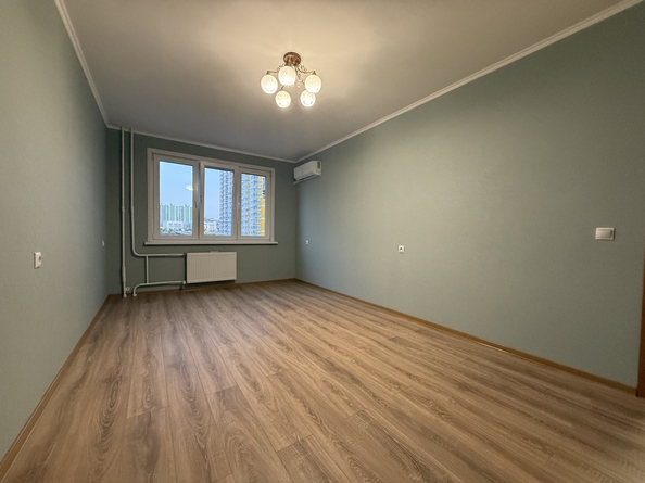 
  Продается 1-комн. квартира, 37 м², Адмирала Пустошкина ул, д. 22к4
. Фото 5.