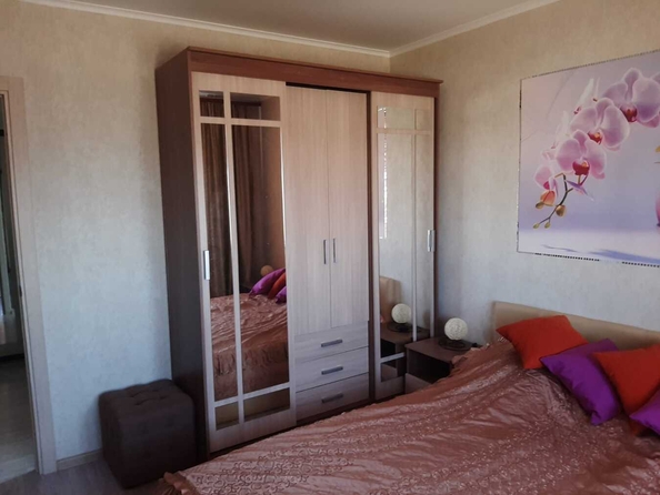 
  Продается 2-комн. квартира, 57 м², Ленина ул, д. 233
. Фото 11.