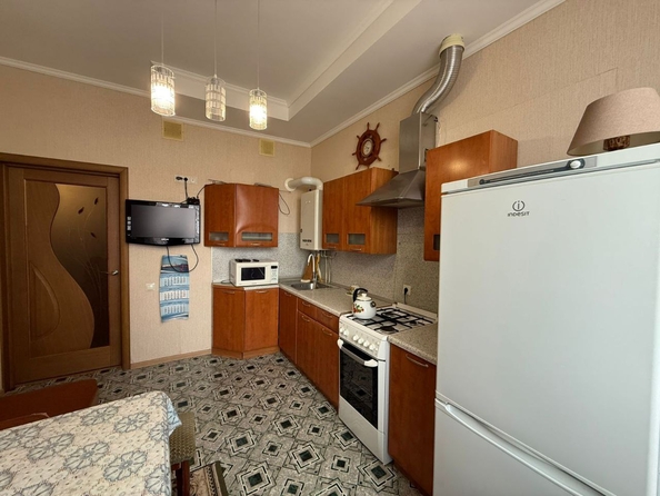 
  Продается 1-комн. квартира, 41 м², Майская ул
. Фото 2.