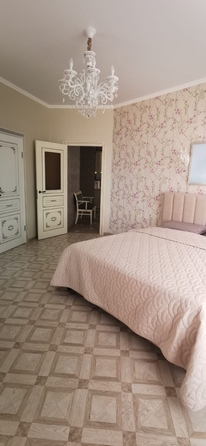 
  Продается 2-комн. квартира, 76 м², Крымская ул
. Фото 3.