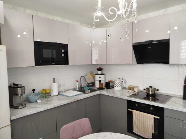 
  Продается 2-комн. квартира, 57 м², Ленина ул, д. 231
. Фото 1.
