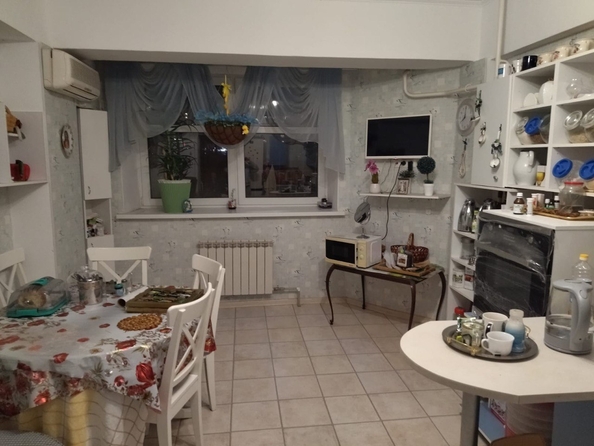 
  Продается 3-комн. квартира, 130 м², Владимирская ул, д. 146к1
. Фото 6.