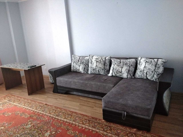 
  Продается 2-комн. квартира, 69 м², Омелькова ул, д. 21
. Фото 1.