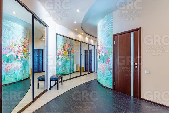 
  Продается 2-комн. квартира, 114 м², Первомайская ул, д. 21
. Фото 3.