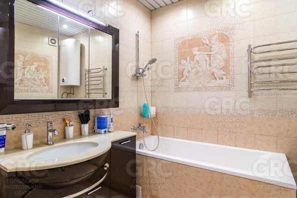 
  Продается 4-комн. квартира, 140 м², Ленина ул, д. 219/35
. Фото 28.