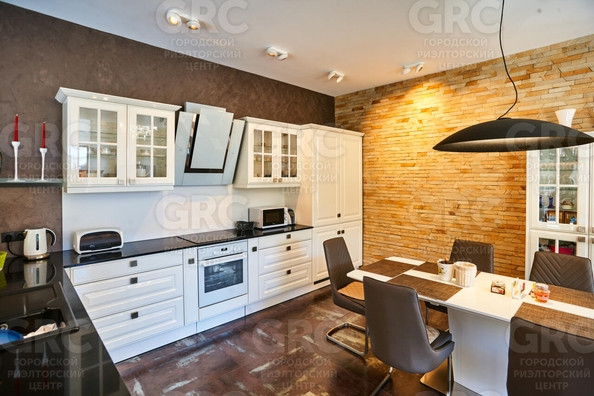 
  Продается дом, 360 м², Сочи
. Фото 9.