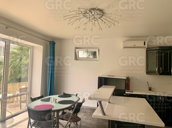 
  Продается дом, 180 м², Сочи
. Фото 1.