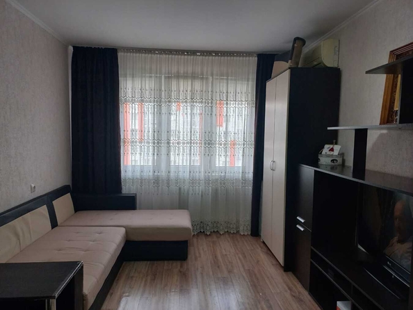 
  Продается 1-комн. квартира, 40 м², Адмирала Пустошкина ул, д. 22к4
. Фото 2.