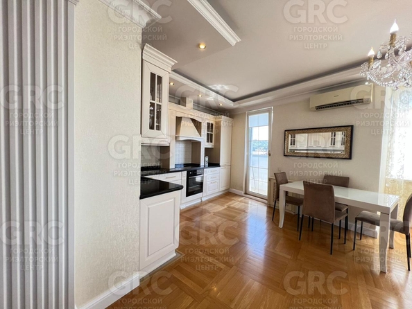 
  Продается 3-комн. квартира, 88 м², Юных Ленинцев ул, д. 10
. Фото 5.