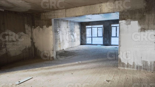 
  Продается 4-комн. квартира, 95 м², Туапсинская ул, д. 19
. Фото 19.