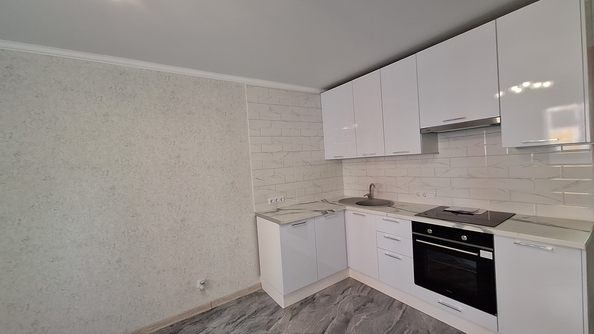 
  Продается 2-комн. квартира, 68 м², Адмирала Пустошкина ул, д. 22к10
. Фото 3.