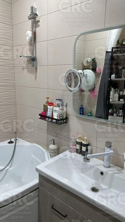 
  Продается 2-комн. квартира, 48.8 м², Горького ул, д. 87
. Фото 9.