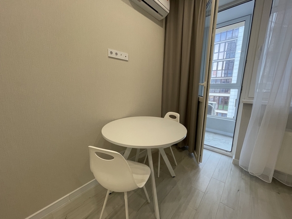 
  Продается 1-комн. квартира, 46 м², Омелькова ул, д. 93
. Фото 11.