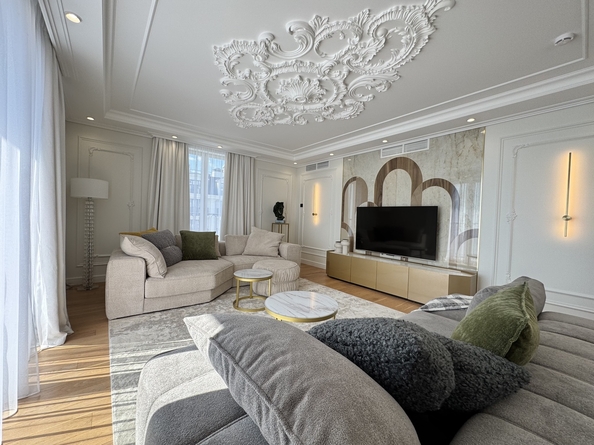 
  Продается 3-комн. квартира, 144 м², Толстого ул, д. 26
. Фото 26.