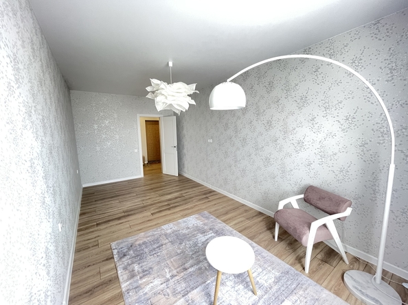 
  Продается 1-комн. квартира, 42 м², Ленина ул, д. 153Б
. Фото 1.