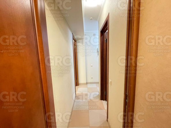 
  Продается 2-комн. квартира, 48 м², Островского ул, д. 25
. Фото 11.