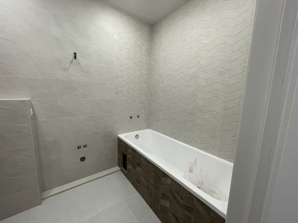 
  Продается 2-комн. квартира, 62 м², Омелькова ул, д. 93
. Фото 7.