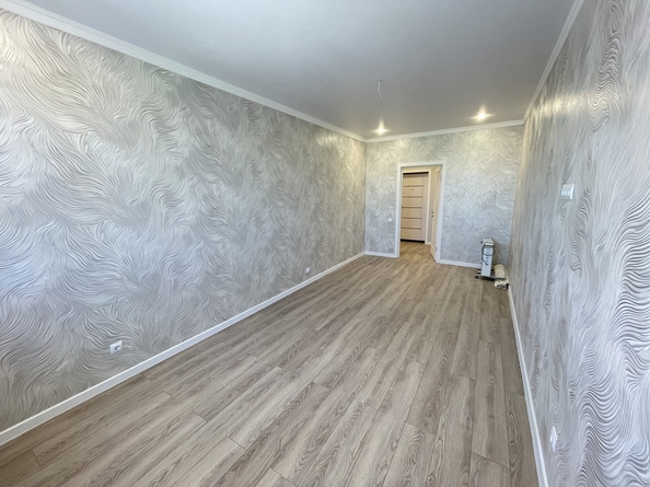
  Продается 2-комн. квартира, 62 м², Омелькова ул, д. 93
. Фото 9.