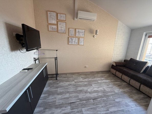 
  Продается 1-комн. квартира, 41 м², Ленина ул, д. 183
. Фото 3.