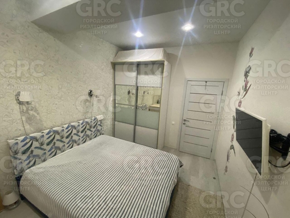 
  Продается 2-комн. квартира, 57 м², Виноградная ул, д. 123/8
. Фото 2.