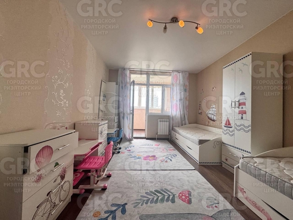 
  Продается 2-комн. квартира, 90 м², Виноградная ул, д. 43В
. Фото 1.