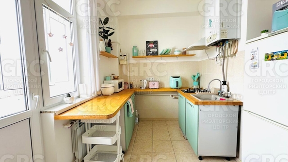 
  Продается 2-комн. квартира, 43 м², Водораздельная ул, д. 12
. Фото 2.
