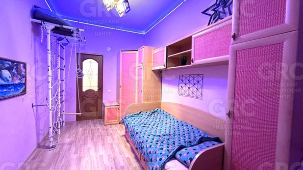 
  Продается 2-комн. квартира, 43 м², Водораздельная ул, д. 12
. Фото 3.