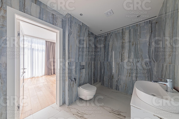 
  Продается 3-комнатный апартамент, 150 м², Войкова ул, д. 14а
. Фото 8.