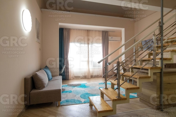 
  Продается 2-комн. квартира, 65 м², Клубничная ул, д. 2/4
. Фото 1.