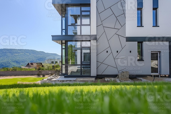 
  Продается дом, 280 м², Сочи
. Фото 20.