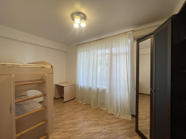 
  Продается 2-комн. квартира, 61 м², Ильинский пер, д. 18
. Фото 9.