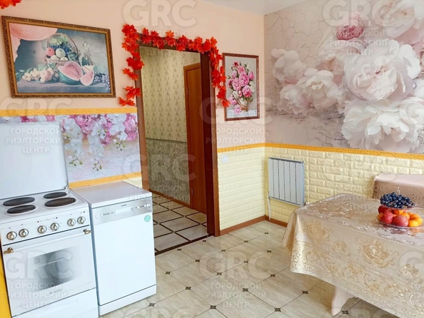 
  Продается 4-комн. квартира, 82 м², Пятигорская ул, д. 56/1
. Фото 4.