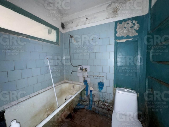 
  Продается 1-комн. квартира, 36 м², Альпийская ул, д. 7
. Фото 9.