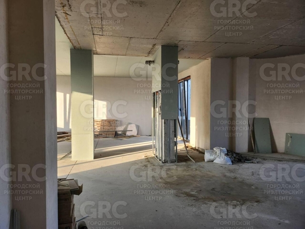 
  Продается 2-комн. квартира, 133 м², Туапсинская ул, д. 19
. Фото 3.