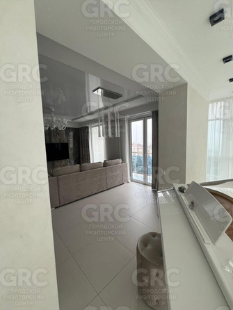 
  Продается 4-комн. квартира, 110 м², Альпийская ул, д. 27
. Фото 13.